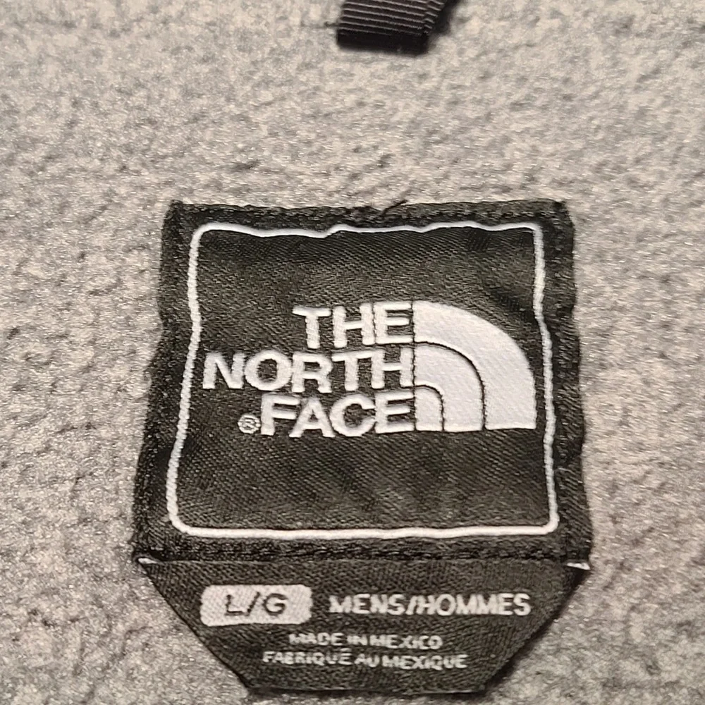 The North Face Denali 2 Hoodie Mens Large Grey Black Polartec Fleece Jacket T132